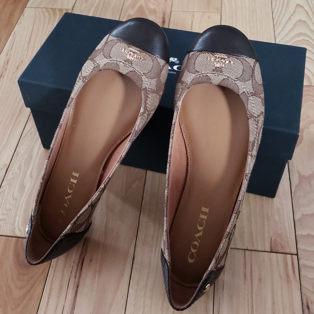 COPY - 🌟Coach flats🌟